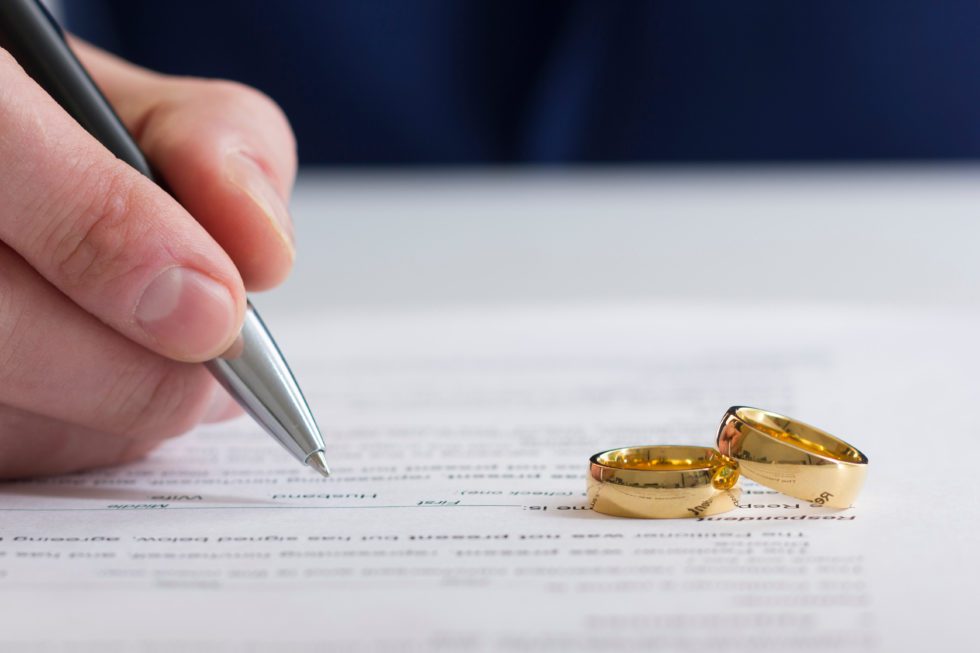 How Is Spousal Maintenance Calculated In New York?